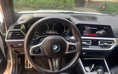 BMW 3 серия, 2019 год, 2 800 000 рублей, 16 фотография