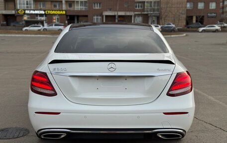 Mercedes-Benz E-Класс, 2019 год, 3 150 000 рублей, 2 фотография