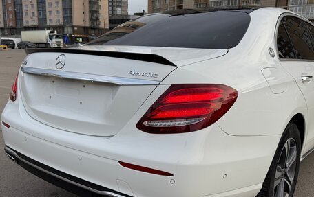 Mercedes-Benz E-Класс, 2019 год, 3 150 000 рублей, 15 фотография