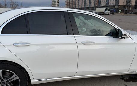 Mercedes-Benz E-Класс, 2019 год, 3 150 000 рублей, 17 фотография
