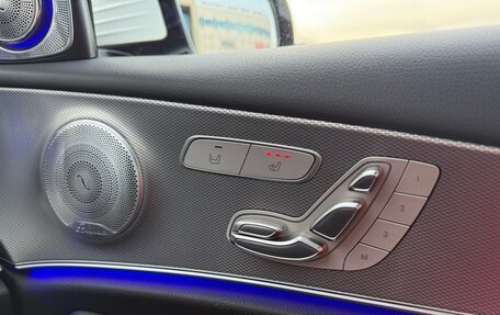 Mercedes-Benz E-Класс, 2019 год, 3 150 000 рублей, 19 фотография