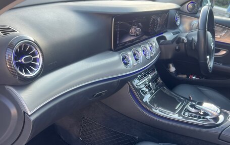 Mercedes-Benz E-Класс, 2019 год, 3 150 000 рублей, 34 фотография