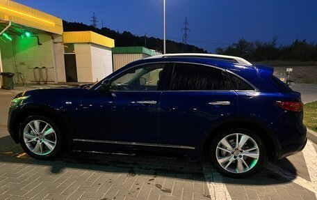 Infiniti FX II, 2011 год, 1 550 000 рублей, 3 фотография