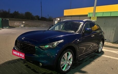 Infiniti FX II, 2011 год, 1 550 000 рублей, 2 фотография