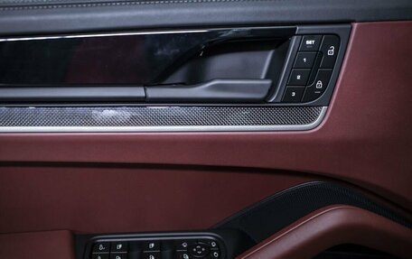 Porsche Cayenne III, 2025 год, 19 000 000 рублей, 10 фотография