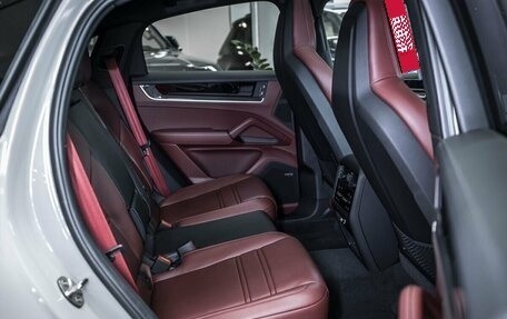Porsche Cayenne III, 2025 год, 19 000 000 рублей, 20 фотография