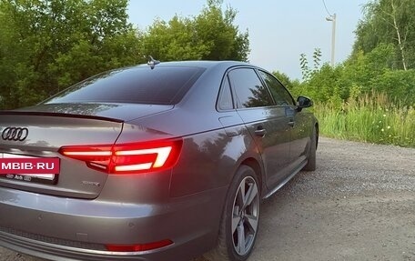 Audi A4, 2018 год, 2 690 000 рублей, 5 фотография