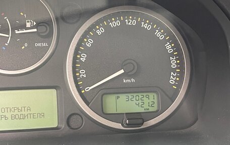 Land Rover Freelander II рестайлинг 2, 2009 год, 930 000 рублей, 10 фотография