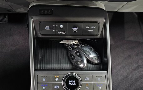 Hyundai Kona, 2024 год, 2 920 000 рублей, 15 фотография