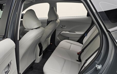 Hyundai Kona, 2024 год, 2 920 000 рублей, 11 фотография