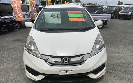 Honda Fit Shuttle I рестайлинг, 2015 год, 850 666 рублей, 3 фотография