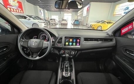 Honda Vezel, 2022 год, 1 200 000 рублей, 7 фотография