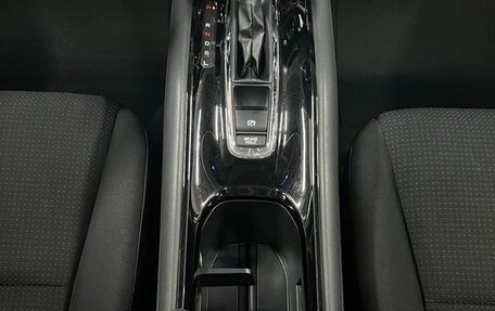 Honda Vezel, 2022 год, 1 200 000 рублей, 11 фотография