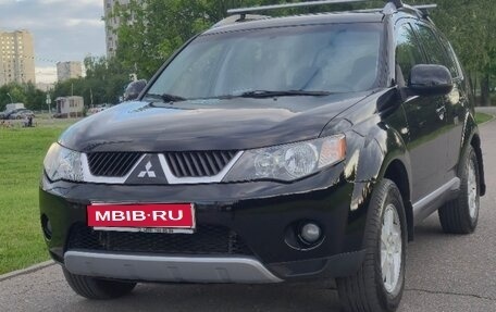 Mitsubishi Outlander III рестайлинг 3, 2008 год, 885 000 рублей, 1 фотография