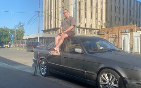 BMW 5 серия, 1992 год, 370 000 рублей, 1 фотография