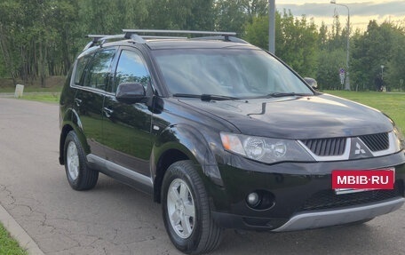 Mitsubishi Outlander III рестайлинг 3, 2008 год, 885 000 рублей, 5 фотография