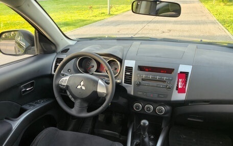 Mitsubishi Outlander III рестайлинг 3, 2008 год, 885 000 рублей, 19 фотография