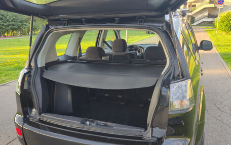 Mitsubishi Outlander III рестайлинг 3, 2008 год, 885 000 рублей, 36 фотография
