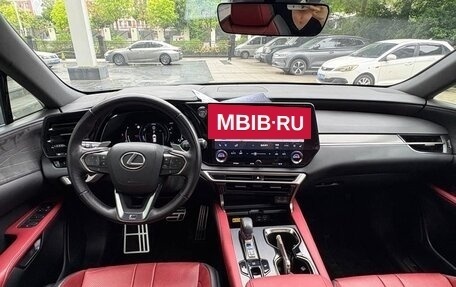 Lexus RX IV рестайлинг, 2022 год, 5 798 712 рублей, 7 фотография
