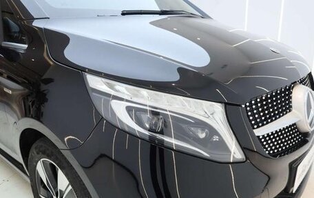 Mercedes-Benz V-Класс, 2022 год, 4 400 000 рублей, 10 фотография