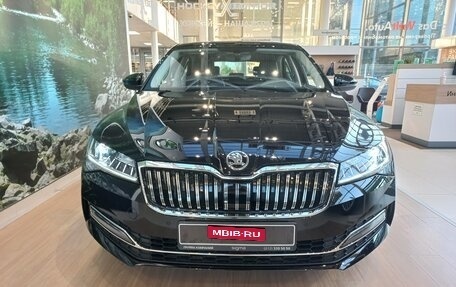Skoda Superb III рестайлинг, 2024 год, 3 800 000 рублей, 3 фотография