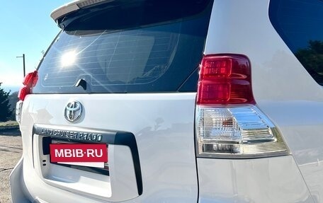 Toyota Land Cruiser Prado 150 рестайлинг 2, 2012 год, 3 000 000 рублей, 4 фотография
