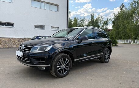 Volkswagen Touareg III, 2016 год, 3 000 000 рублей, 2 фотография