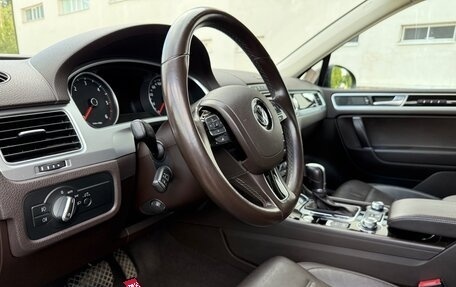 Volkswagen Touareg III, 2016 год, 3 000 000 рублей, 4 фотография