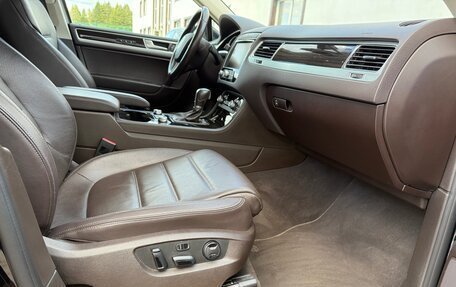 Volkswagen Touareg III, 2016 год, 3 000 000 рублей, 6 фотография