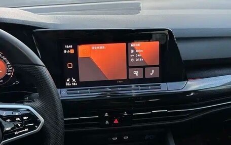 Volkswagen Golf VIII, 2021 год, 1 820 000 рублей, 10 фотография