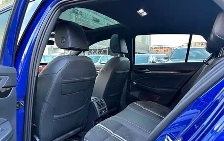 Volkswagen Golf VIII, 2021 год, 1 820 000 рублей, 16 фотография