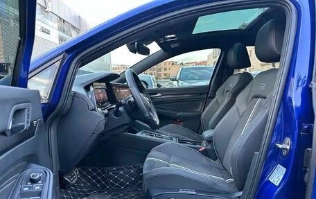 Volkswagen Golf VIII, 2021 год, 1 820 000 рублей, 15 фотография