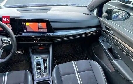 Volkswagen Golf VIII, 2021 год, 1 820 000 рублей, 12 фотография