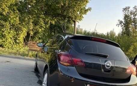 Opel Astra J, 2012 год, 700 000 рублей, 5 фотография