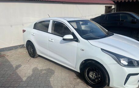KIA Rio IV, 2019 год, 870 000 рублей, 4 фотография