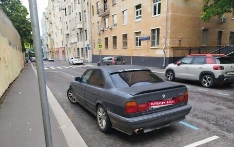BMW 5 серия, 1992 год, 370 000 рублей, 17 фотография