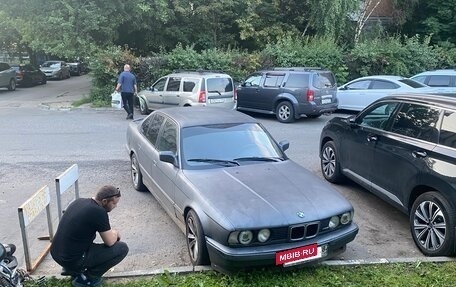 BMW 5 серия, 1992 год, 370 000 рублей, 11 фотография