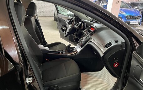 Opel Insignia II рестайлинг, 2013 год, 729 000 рублей, 22 фотография