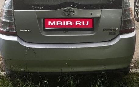 Toyota Prius, 2006 год, 500 000 рублей, 10 фотография