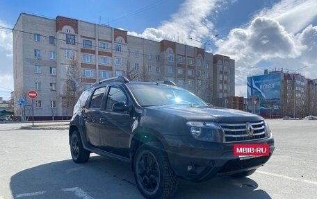 Renault Duster I рестайлинг, 2014 год, 950 000 рублей, 2 фотография