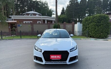 Audi TT, 2017 год, 2 550 000 рублей, 2 фотография