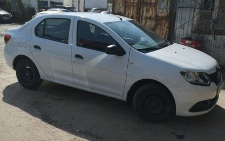 Renault Logan II, 2015 год, 759 000 рублей, 17 фотография