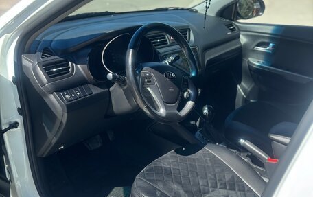 KIA Rio III рестайлинг, 2015 год, 1 150 000 рублей, 24 фотография