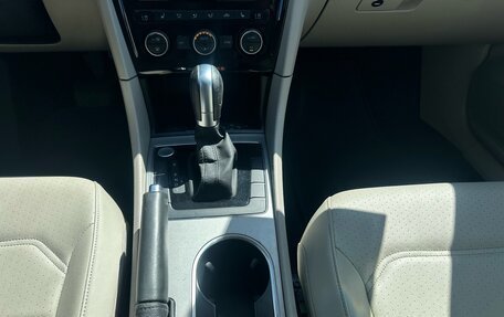 Volkswagen Passat B8 рестайлинг, 2020 год, 2 090 000 рублей, 13 фотография