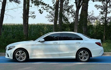 Mercedes-Benz C-Класс, 2021 год, 2 300 000 рублей, 4 фотография