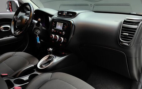 KIA Soul II рестайлинг, 2016 год, 1 350 000 рублей, 24 фотография