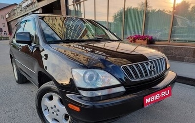 Lexus RX IV рестайлинг, 2001 год, 900 000 рублей, 1 фотография