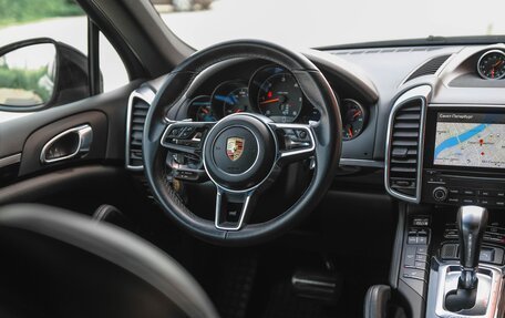 Porsche Cayenne III, 2017 год, 3 999 000 рублей, 9 фотография