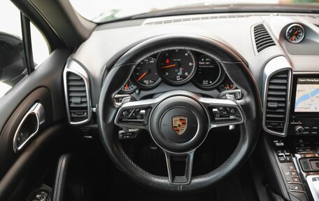 Porsche Cayenne III, 2017 год, 3 999 000 рублей, 8 фотография