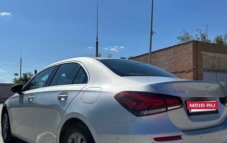 Mercedes-Benz A-Класс, 2019 год, 3 500 000 рублей, 4 фотография